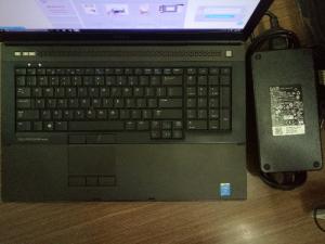 Dell Precision M6800 - Core i7 - Ram 16G - 2 ổ cứng: 256GB + 1TB, FirePro M6100, 17.3inch FHD