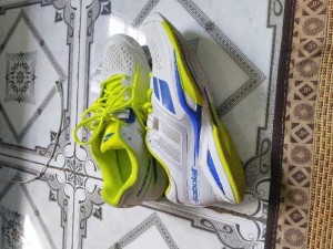 Giày tennis