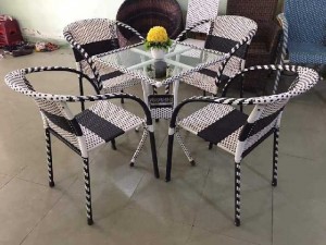 Thanh lý bộ bàn ghế cafe nhựa giả mây