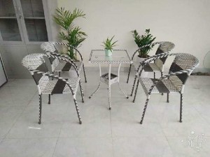 Thanh lý bộ bàn ghế cafe nhựa giả mây