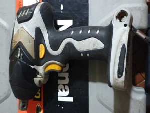 Máy bắn bulong pin national EZ 7271