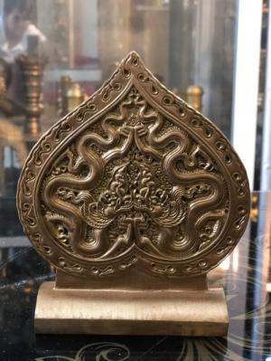 Biểu tượng lá đề rồng thời lý rồng thăng long