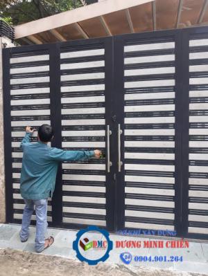 sửa cửa sắt