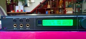 Vang số karaoke PS X10 Plus Giao diện đơn giản, dễ xài, máy tích hợp 15 băng tần Equalizer dải rộng cho phép điều chỉnh từng băng tần một cách chi tiết