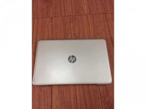 HP Pavilion i3-7100U