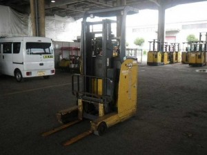 Xe Nâng Điện Đứng Lái KOMATSU 1500kg