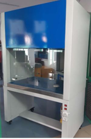 Tủ Cấy Vi Sinh Dòng Khí Thổi Đứng Có Cửa