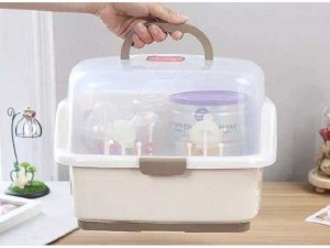 Khay đựng bình sữa có nắp đậy