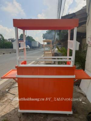 Tủ bán trà sữa màu cam, viền trắng, đẹp độc lạ mắt nổi bật