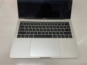 Macbook Pro 13 2017 i5 8gb 128gb nguyên zin