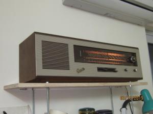 Radio điện tử Graetz đẹp của Đức – có ảnh thật