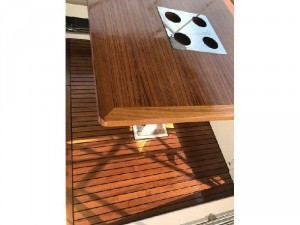 Dầu Phủ Phục Hồi và Bảo Dưỡng Sàn Gỗ Teak Du Thuyền