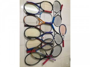 vợt tennis cũ
