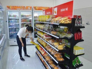 Siêu thị mini cần thêm 3 bạn trông coi hàng hoá