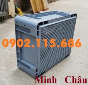 Thùng nhựa BL001, thùng nhựa có lỗ, thùng nhựa đựng hàng trong xưởng,