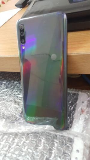 Samsung A70 Ram 6/128GB chính hãng đẹp keng