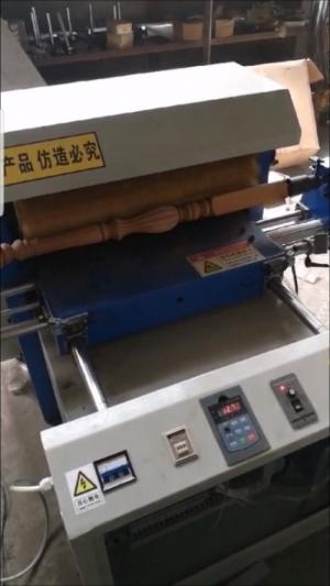Máy chà nhám gỗ trụ cầu thang, song tiện, máy chà nhám chổi giá rẻ