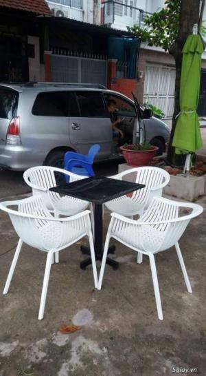 0916 884 590
