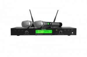 Micro Paramax SM-2500 Smart Trang bị băng tần UHF tăng khả năng thu phát tín hiệu tần số cao, với bộ micro không dây Paramax SM-2500 Smart cao cấp này Quý khách không lo bị hụt hơi thiếu hơi khi hát nốt cao của bài hát một cách dễ dàng.