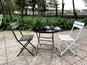 Ghế xếp chân sắt nhiều màu