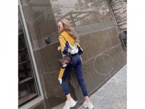 ????bộ thể thao xịn đẹp dành cho ce mặc đc ngay đầu vụ ????Bộ mũ phối màu chuất và trẻ trung .