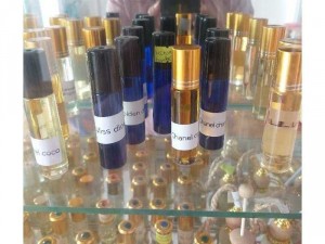 Tinh dầu nước hoa lưu hương tốt.nk dubai