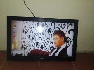 Thanh ty tivi 32jnh LG chay tốt