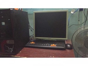 Nguyên bộ vi tính bàn đầy đủ