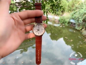 Đồng hồ nam Rolex dây da cực đẹp