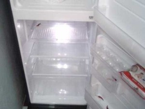 Tủ lạnh SHARP mới 90%