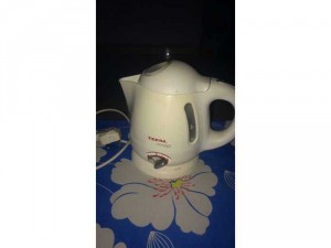 Ấm đun nước siêu tốc TEFAL nhập khẩu chính hãng đã sử dụng còn rất tốt