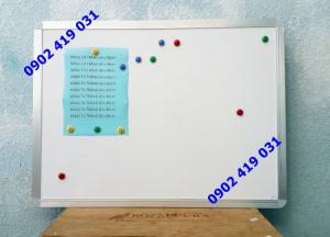 Bảng từ có bề mặt có khả năng hút được nam châm, dùng để gắn giữ tài liệu, hình ảnh, giấy viết lên trên bề mặt bảng.