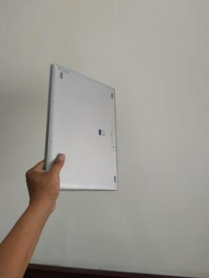 Bán Laptop Lenovo Yoga 920 / Vỏ Glass Platinum / MH cảm ứng