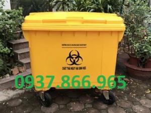 Xe gom rác nhựa 660L 3 bánh xe, 4 bánh xe thuận tiện di chuyển