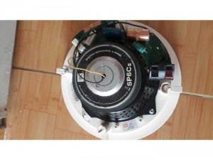 Thanh lý loa âm trần JBL hàng chính hãng
