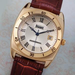 Đồng hồ quartz Nam dây da chính hãng .