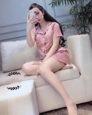 Bộ lụa gấm mặc nhà hoạ tiết logo hàng hiệu thời trang VNXK