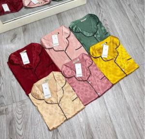 Bộ lụa gấm mặc nhà hoạ tiết logo hàng hiệu thời trang VNXK