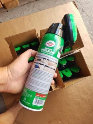 Turtle wax POWER OUT! UPHOLSTERY Đến từ thương hiệu hàng đầu thế giới trong lĩnh vực chăm sóc xe hơi Turtle Wax (Chicago – Hoa Kỳ), Turtle wax POWER OUT! UPHOLSTERY là sản phẩm đa năng được thiết kế dùng để: