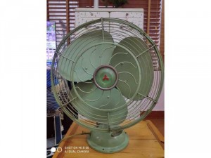 quạt mítubshi cổ tem đồng
