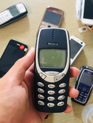Nokia 3310 - bền đẹp, pin khỏe, loa to.