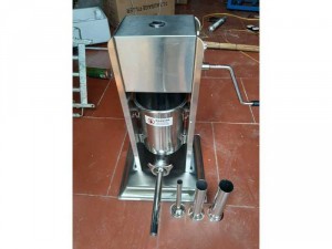 Máy Nhồi Xúc Xích, Lạp Xưởng Quay Tay