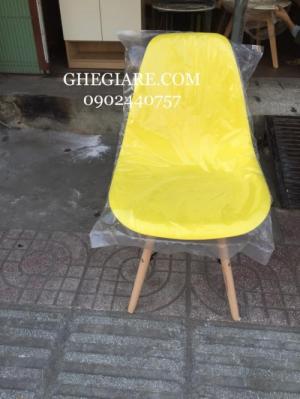 GHẾ EAMES NHỰA ĐÚC NGUYÊN KHỐI CHÂN GỖ CHÉO - FREE SHIP