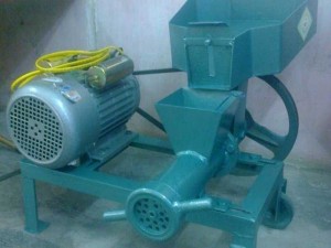 Máy đùn cám viên cho gia súc gia cầm
