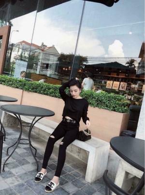 Quần jean nữ màu đen kiểu rách gối thời trang VNXK