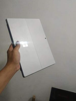 Bán Laptop Surface Pro 5 / Màn hình cảm ứng / Laptop cao cấp