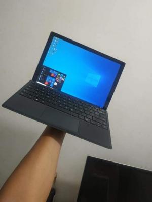 Bán Laptop Surface Pro 5 / Màn hình cảm ứng / Laptop cao cấp