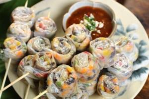 Ăn vặt bánh tráng