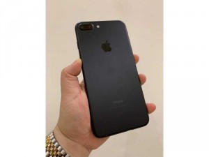 iphone 7 plus 128 G máy zin, ngoại hình bốc