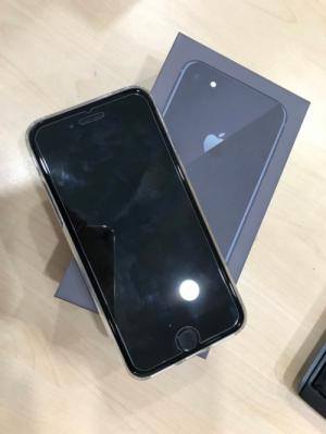 Bán iphone 8 64G nguyên bản màu đen, full hộp sạc cáp
